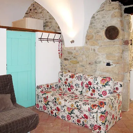 Cantina Della Legna 240s * Finale Ligure